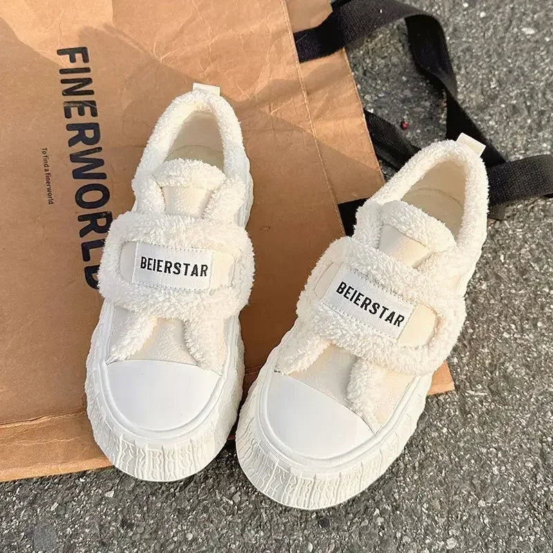 Winter Women Breathable Warm Sneakers White Wool Shoes Thick Heel Plaid Sneakers Casual Running