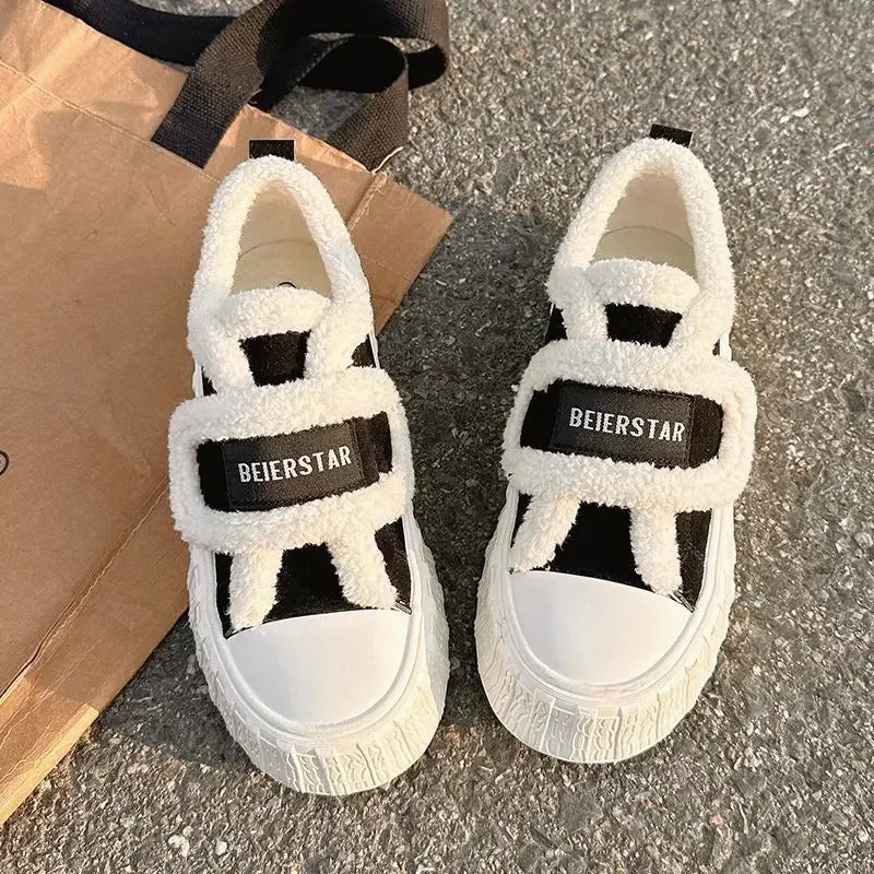 Winter Women Breathable Warm Sneakers White Wool Shoes Thick Heel Plaid Sneakers Casual Running