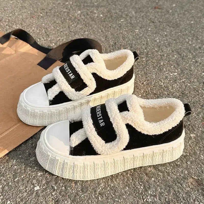 Winter Women Breathable Warm Sneakers White Wool Shoes Thick Heel Plaid Sneakers Casual Running