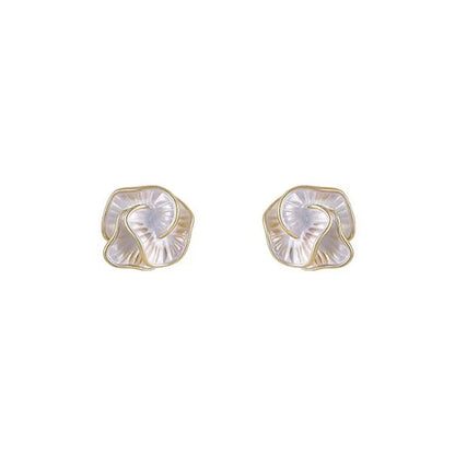 Gentle Camellia Earrings Light Luxury Fashionable Temperament High End Feeling Niche Design Flower Earrings For Women