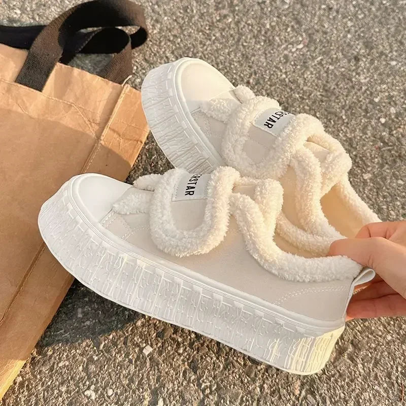 Winter Women Breathable Warm Sneakers White Wool Shoes Thick Heel Plaid Sneakers Casual Running
